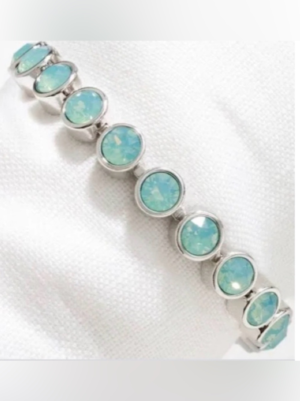 🤍🩶🩵NWT Touchstone Swarovski Glam Bracelet Ice Silky Sage Delite 7.25"